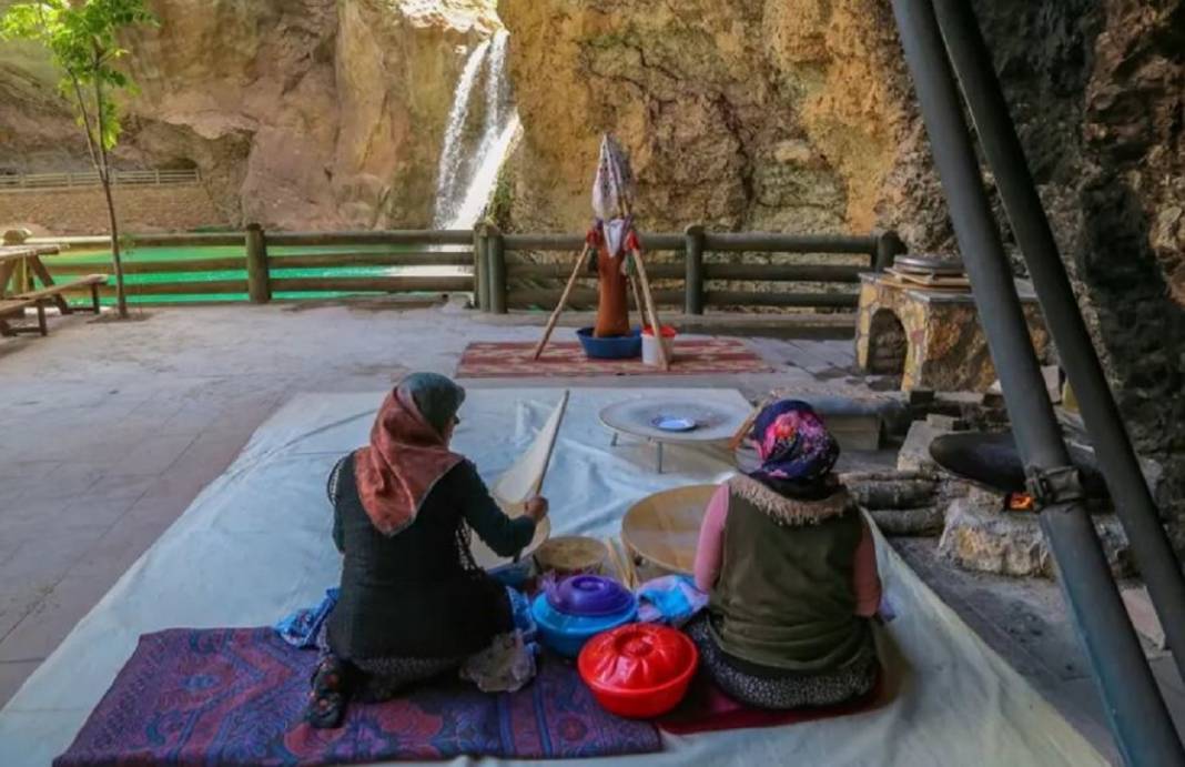 Torosların artık gizli olmayan cenneti: Konya'daki şelaleyi bir de kışın görün 15